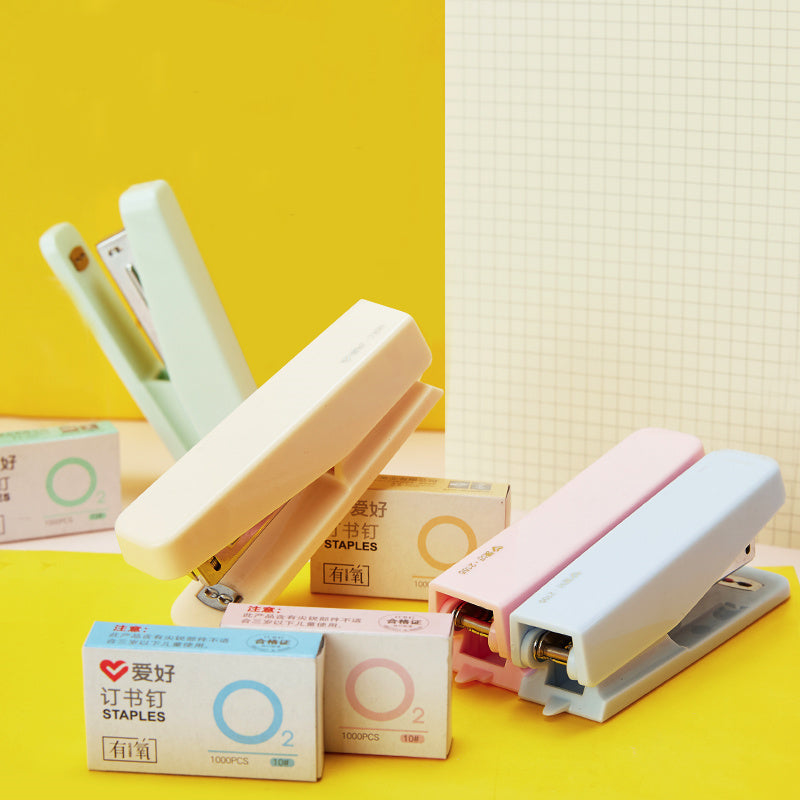 Kawaii pastel staplers