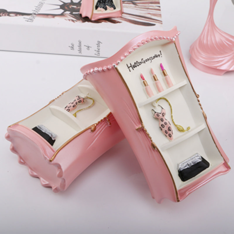 Five-piece pink bathroom set