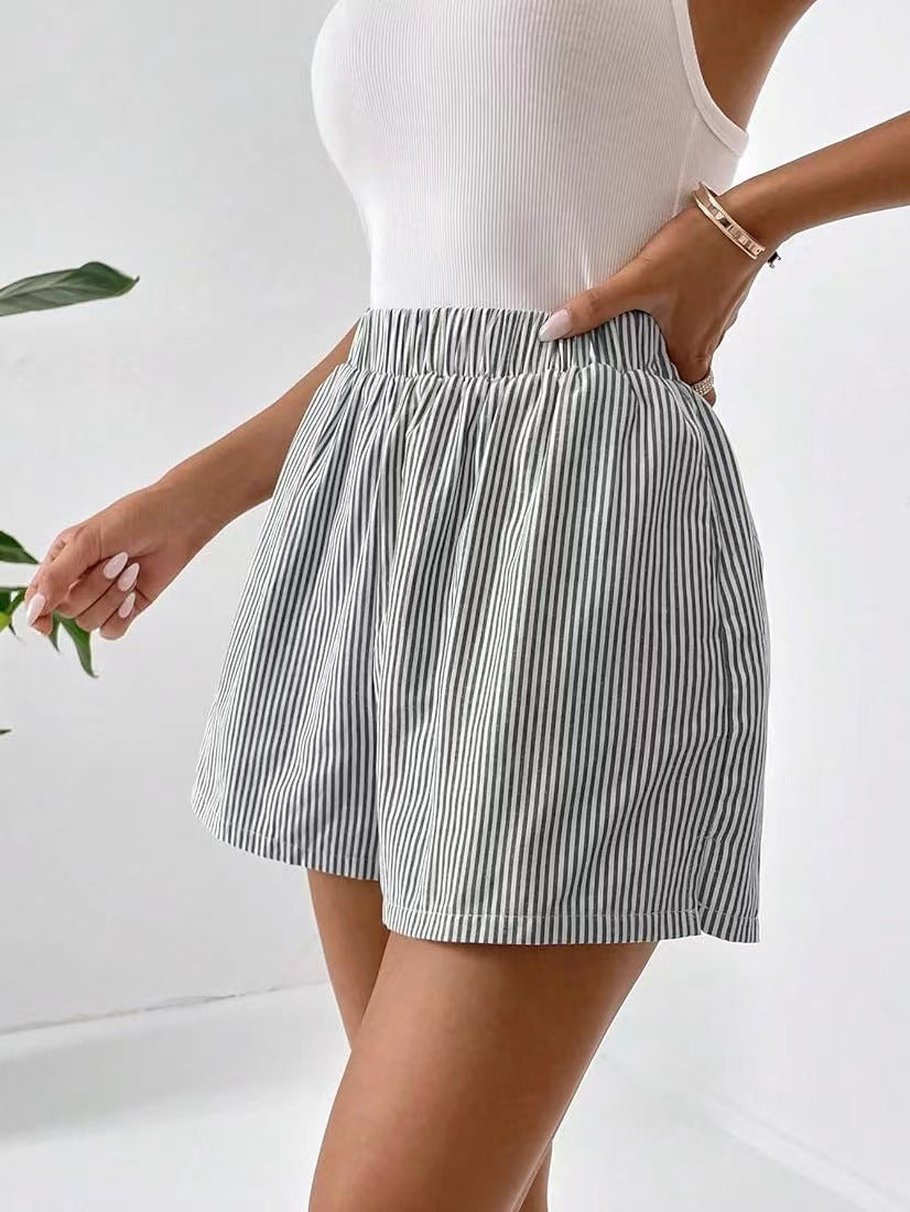 Loose Back Patch Pocket Striped Shorts