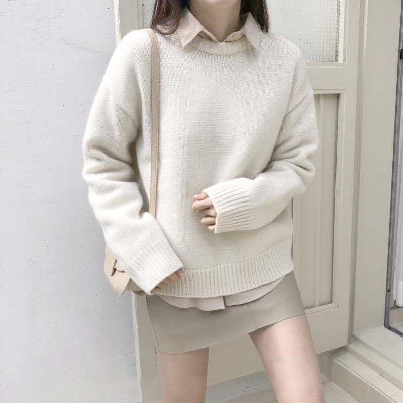 Round Neck Solid Colour Sweater