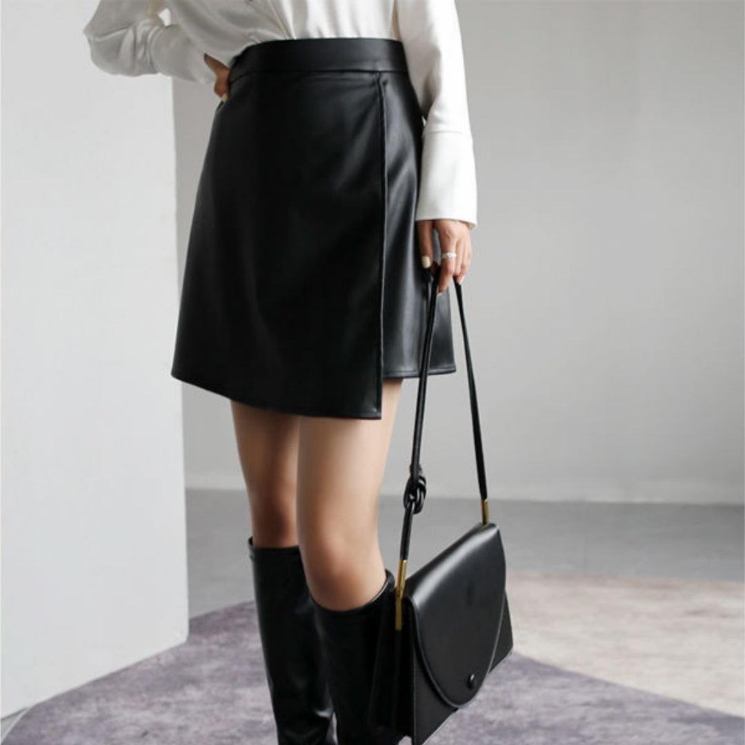 Retro High Waist PU Leather A- Line Small Leather Skirt